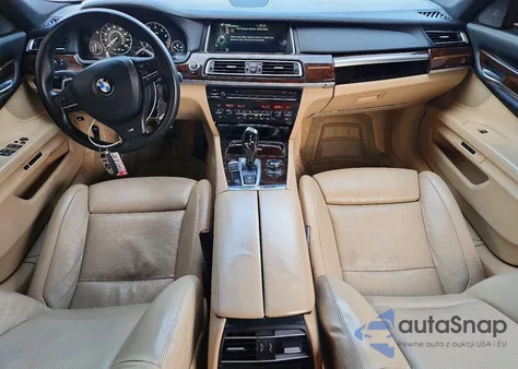2013 BMW 750 Li из США, поврежденный, VIN WBAYE8C5XDD132558